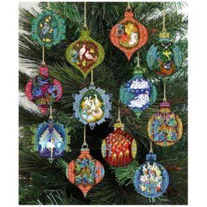 Designocracy 12 Days of Christmas Set Wooden Ornaments G.DeBrekht Hand  Painted